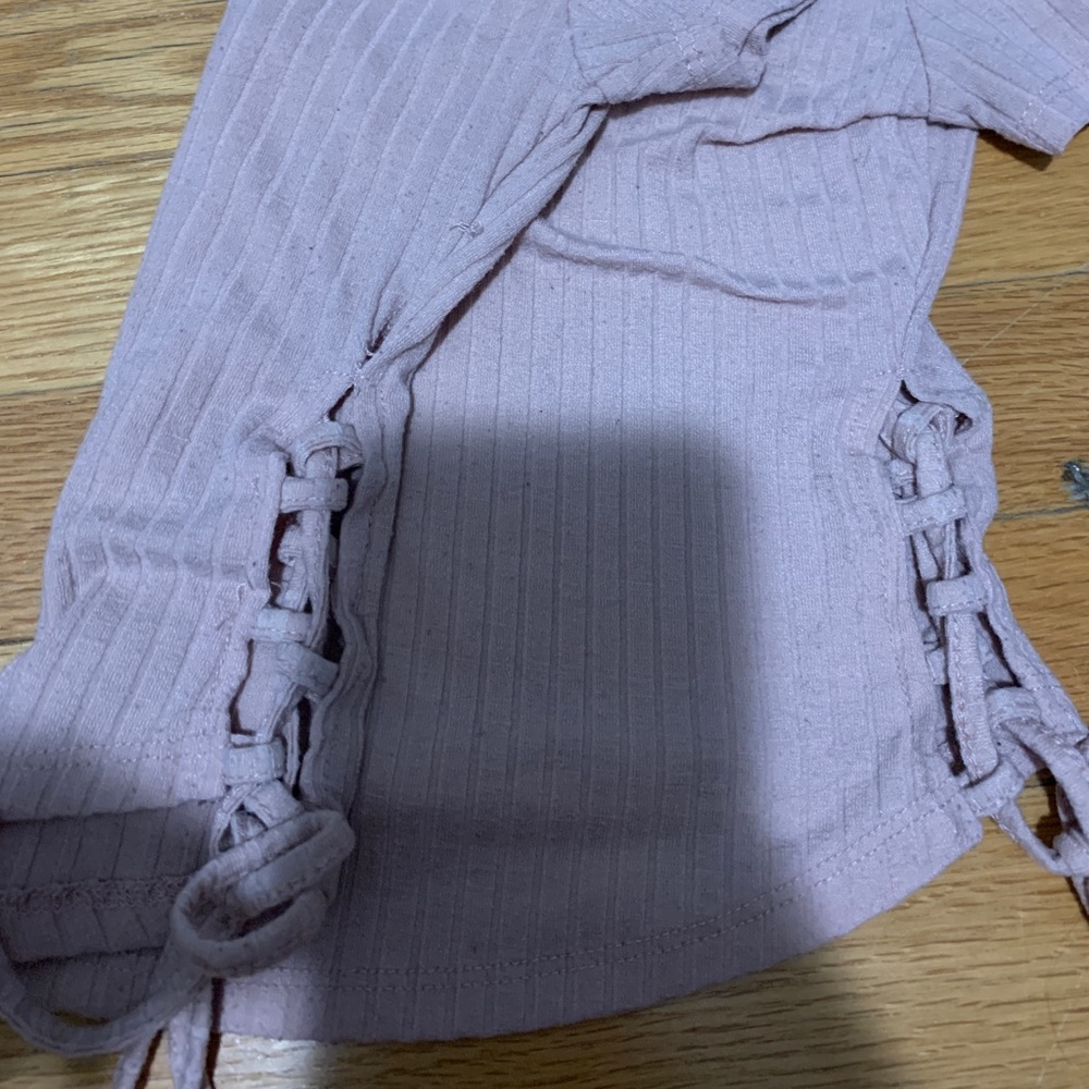 Pink crop top - Picture 2 of 2